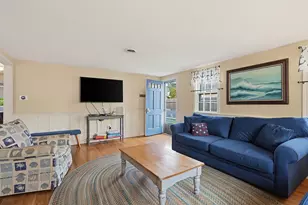10 Holiday Ln, Dennis, MA 02639 - Photo 3