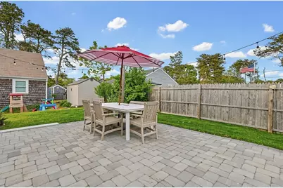 10 Holiday Ln, Dennis, MA 02639 - Photo 25