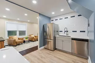 83 Elm St, Salisbury, MA 01952 - Photo 9