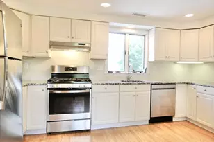 120 Farwell, Newton, MA 02460 - Photo 3