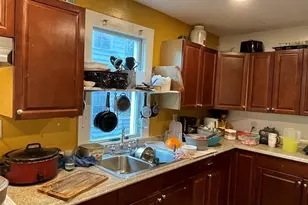 398 Union St, New Bedford, MA 02740 - Photo 9