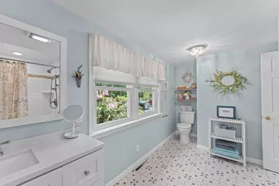 579 Walnut St, Bridgewater, MA 02324 - Photo 25