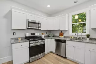 30 Buttonwood Rd, Dartmouth, MA 02748 - Photo 17