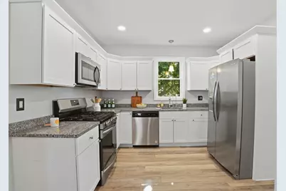 30 Buttonwood Rd, Dartmouth, MA 02748 - Photo 11