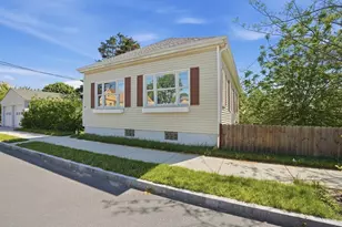 30 Buttonwood Rd, Dartmouth, MA 02748 - Photo 37