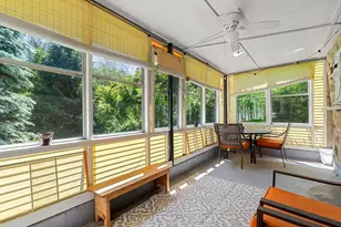 25 Wonderland Ave, Saugus, MA 01906 - Photo 21