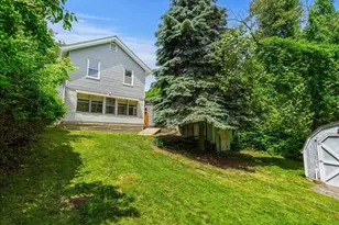 25 Wonderland Ave, Saugus, MA 01906 - Photo 23