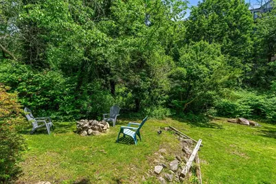 25 Wonderland Ave, Saugus, MA 01906 - Photo 27