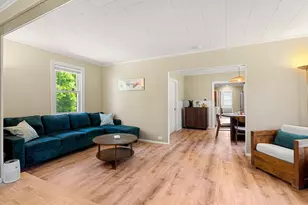 25 Wonderland Ave, Saugus, MA 01906 - Photo 7