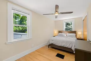 25 Wonderland Ave, Saugus, MA 01906 - Photo 15