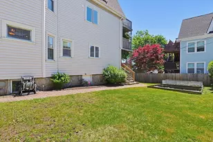 1536 Centre St, Boston, MA 02131 - Photo 35