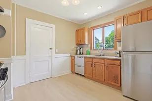 1536 Centre St, Boston, MA 02131 - Photo 17