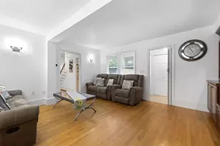 19 Elm Ct, Andover, MA 01810 - Photo 9
