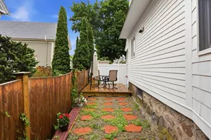 19 Elm Ct, Andover, MA 01810 - Photo 23