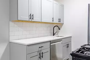 626 E 6th, Boston, MA 02127 - Photo 3
