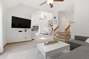 54 Perkins Ct, Haverhill, MA 01832 - Photo 9