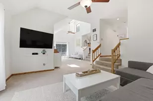 54 Perkins Ct, Haverhill, MA 01832 - Photo 9