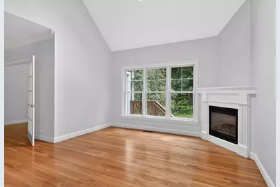 31 Sanctuary Ln #31, Hopkinton, MA 01748 - Photo 5