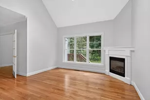 31 Sanctuary Ln, Hopkinton, MA 01748 - Photo 5