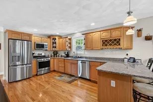 1 Magnavista Dr, Haverhill, MA 01830 - Photo 3