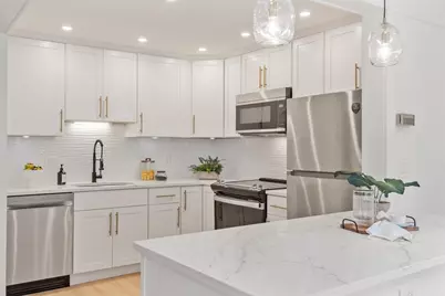 286 Fenno St #5, Revere, MA 02151 - Photo 3