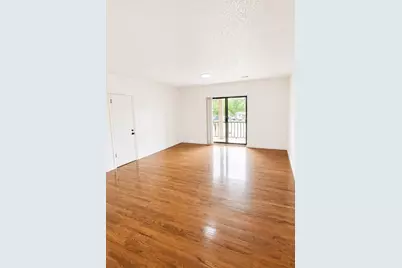 685 Oak St Building 1 #7, Brockton, MA 02301 - Photo 3
