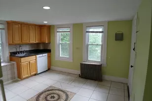 77 Hudson St, Marlborough, MA 01752 - Photo 3