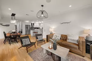 8 Manley St, Boston, MA 02122 - Photo 7