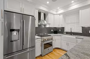 8 Manley St, Boston, MA 02122 - Photo 3