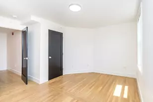 92 Brown St, Waltham, MA 02453 - Photo 17
