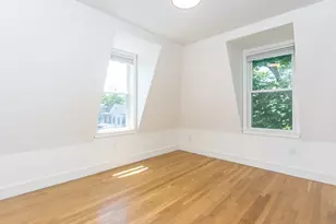 92 Brown St, Waltham, MA 02453 - Photo 11