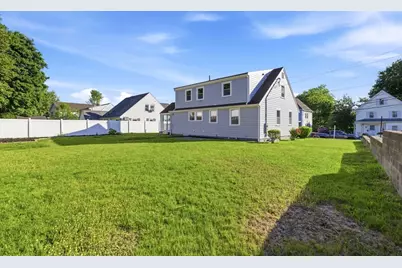 92 Garfield Ave, Woburn, MA 01801 - Photo 3