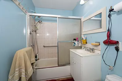 2 Kosta St, Worcester, MA 01607 - Photo 15