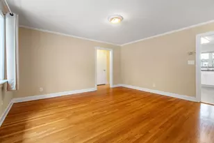 19 Alton Ct, Brookline, MA 02446 - Photo 3