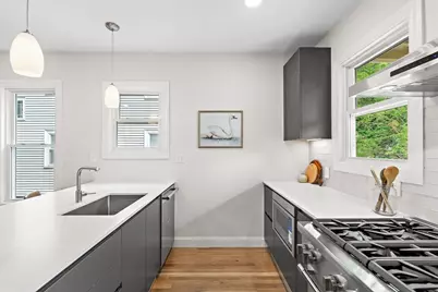 12 Foskett St #1, Somerville, MA 02144 - Photo 7