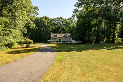 258 State St, Hanson, MA 02341 - Photo 3