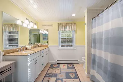 258 State St, Hanson, MA 02341 - Photo 15