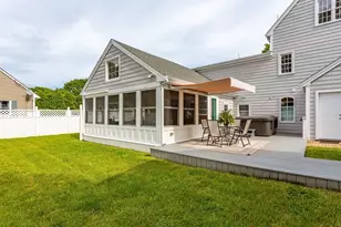 28 Winona Ave, Fairhaven, MA 02719 - Photo 3