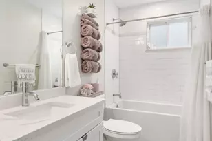 652 Hyde Park Ave, Boston, MA 02131 - Photo 25