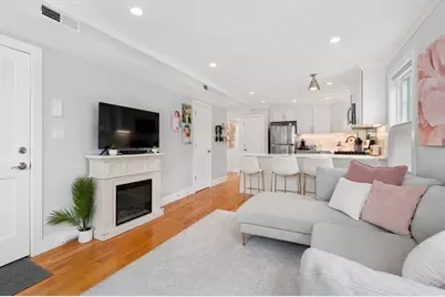 652 Hyde Park Ave. #2R, Boston, MA 02131 - Photo 3