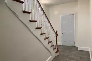 128 Austin St, Worcester, MA 01609 - Photo 37
