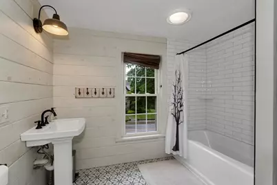 20 Worcester St, Grafton, MA 01519 - Photo 35