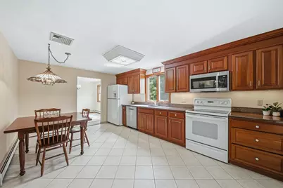 12 Thomas Cir, Stoneham, MA 02180 - Photo 13