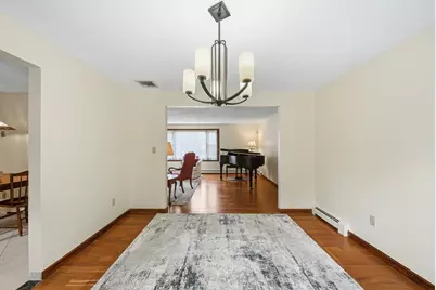 12 Thomas Cir, Stoneham, MA 02180 - Photo 9