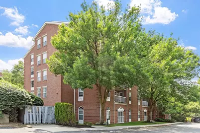 200 Captains Row #204, Chelsea, MA 02150 - Photo 5