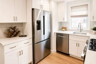85 School St, Boston, MA 02129 - Photo 3