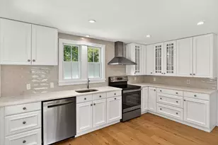 16 Maple Rd, Barnstable, MA 02632 - Photo 5