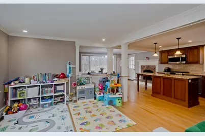 233 Franklin Rd, Longmeadow, MA 01106 - Photo 25