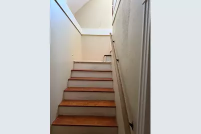 927 Broadway, Chelsea, MA 02150 - Photo 13
