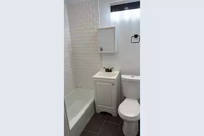 927 Broadway, Chelsea, MA 02150 - Photo 17